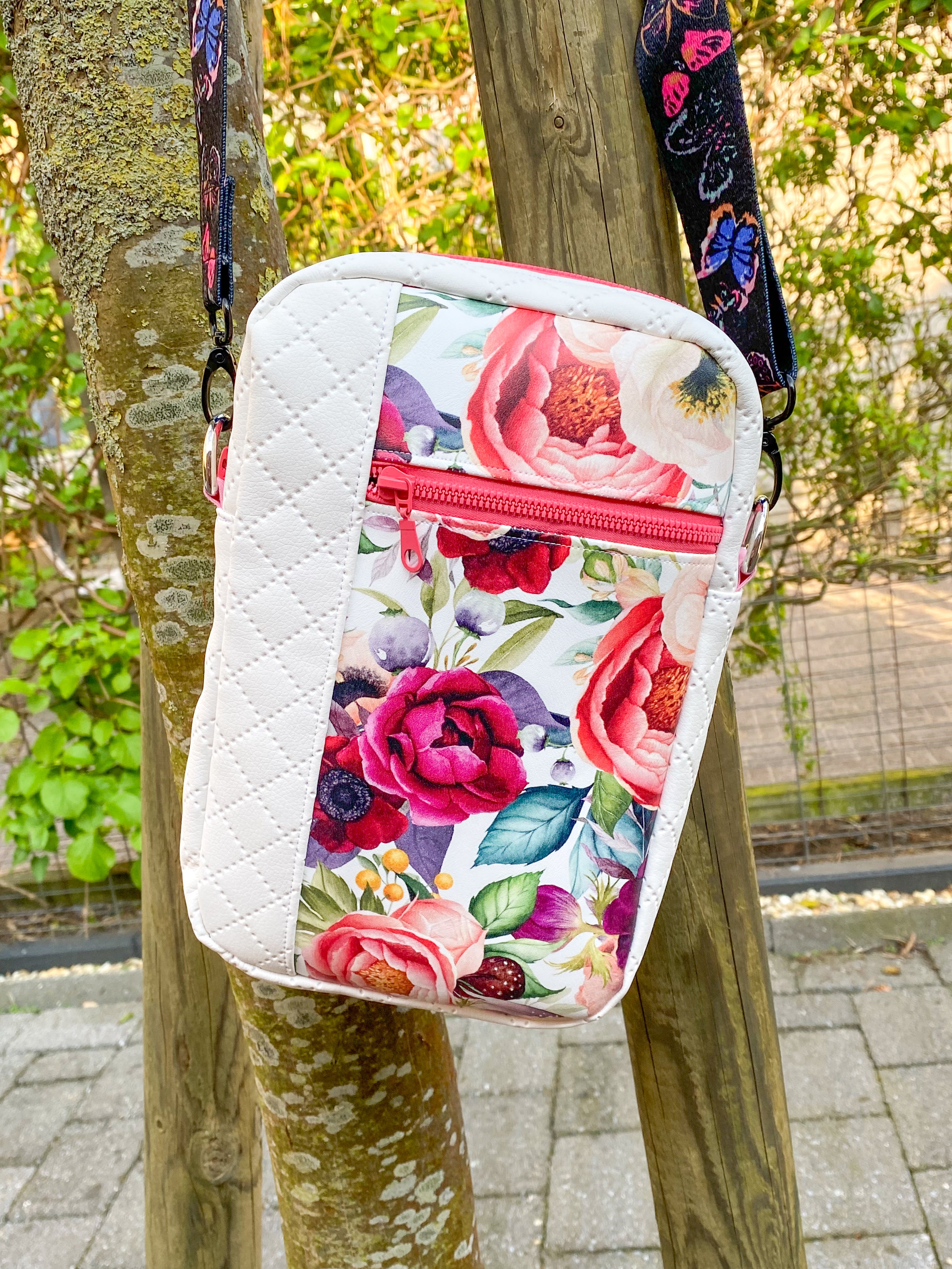 Modern Manda Convertible Bag Pattern