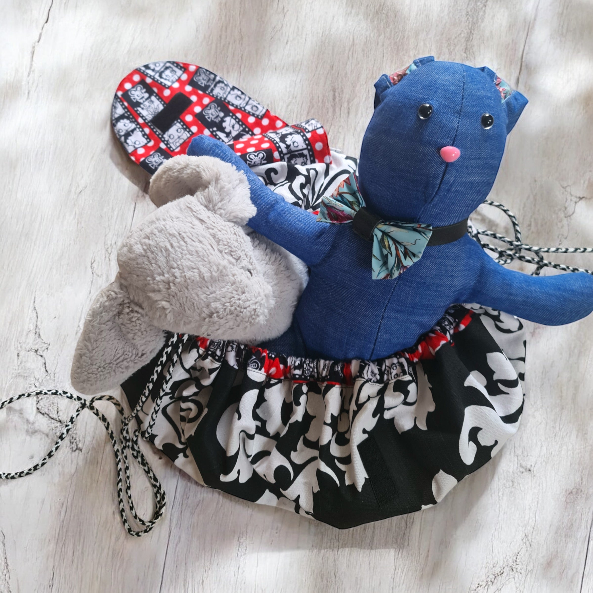 Moon Drawstring Bag Sewing Pattern.