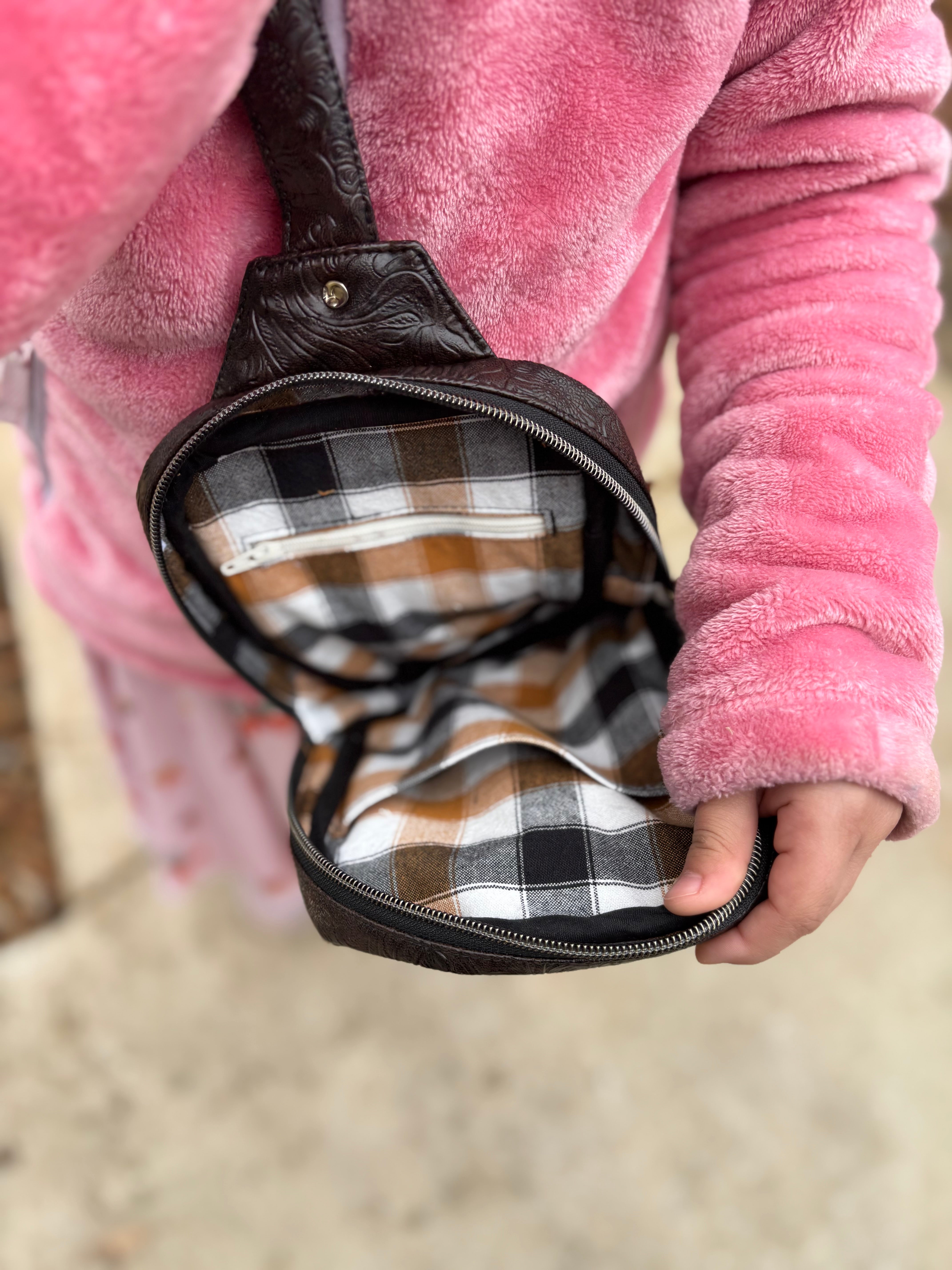 Callie Casual Carry Sling Bag Sewing Pattern