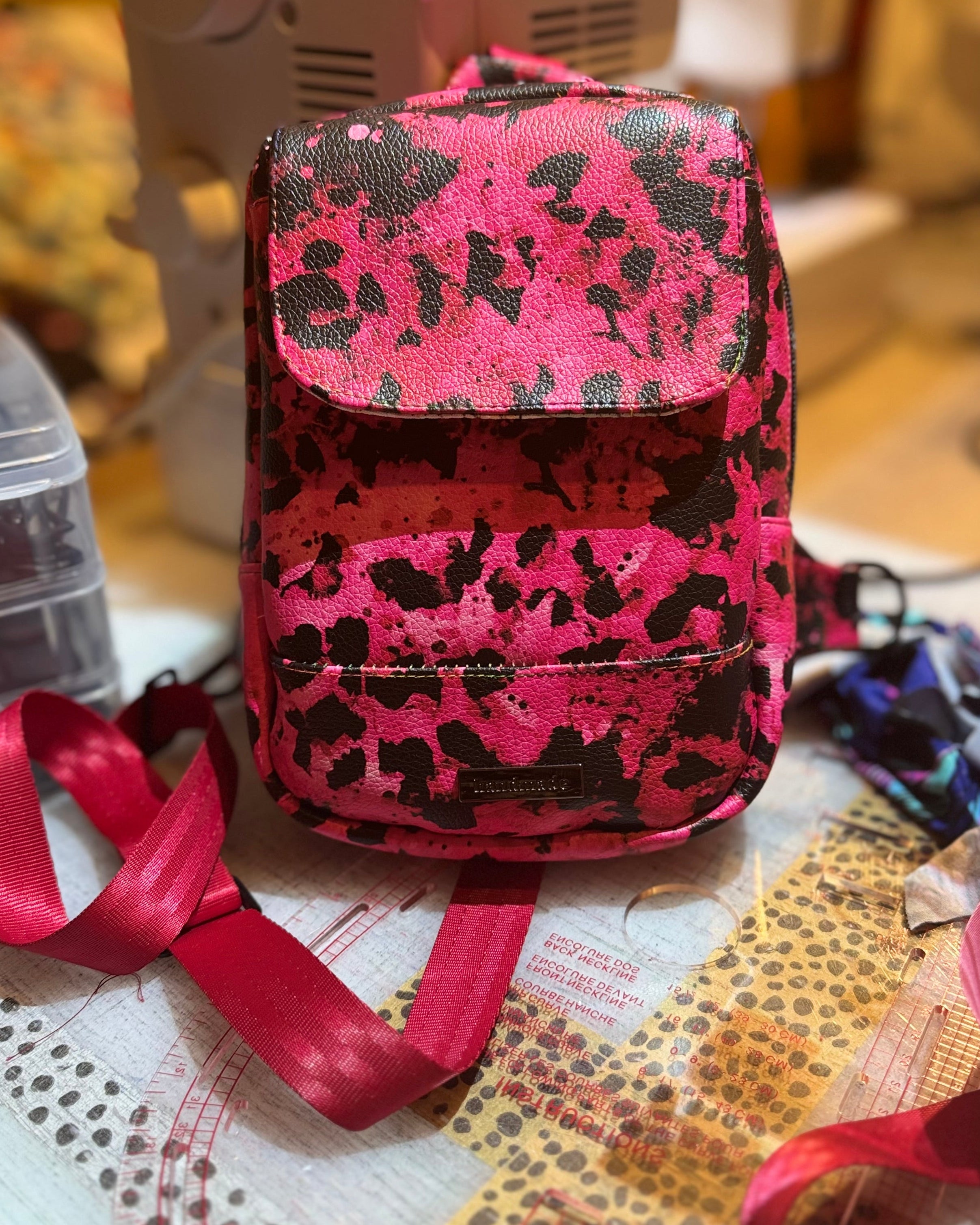 Callie Casual Carry Sling Bag Sewing Pattern