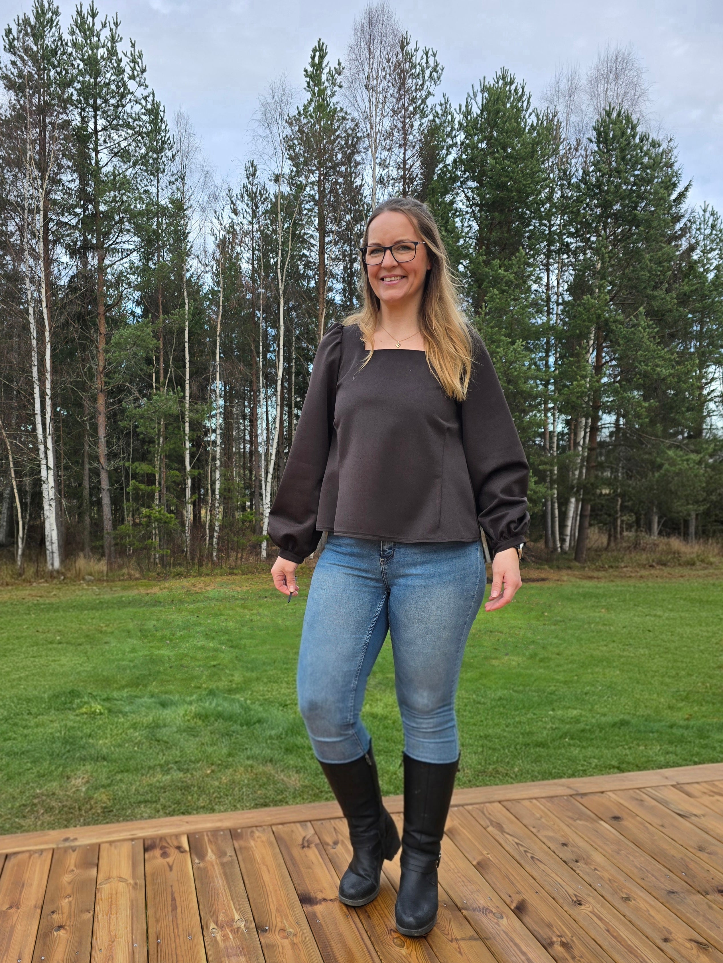 Layered PDF pattern file for Letter and A4 printing