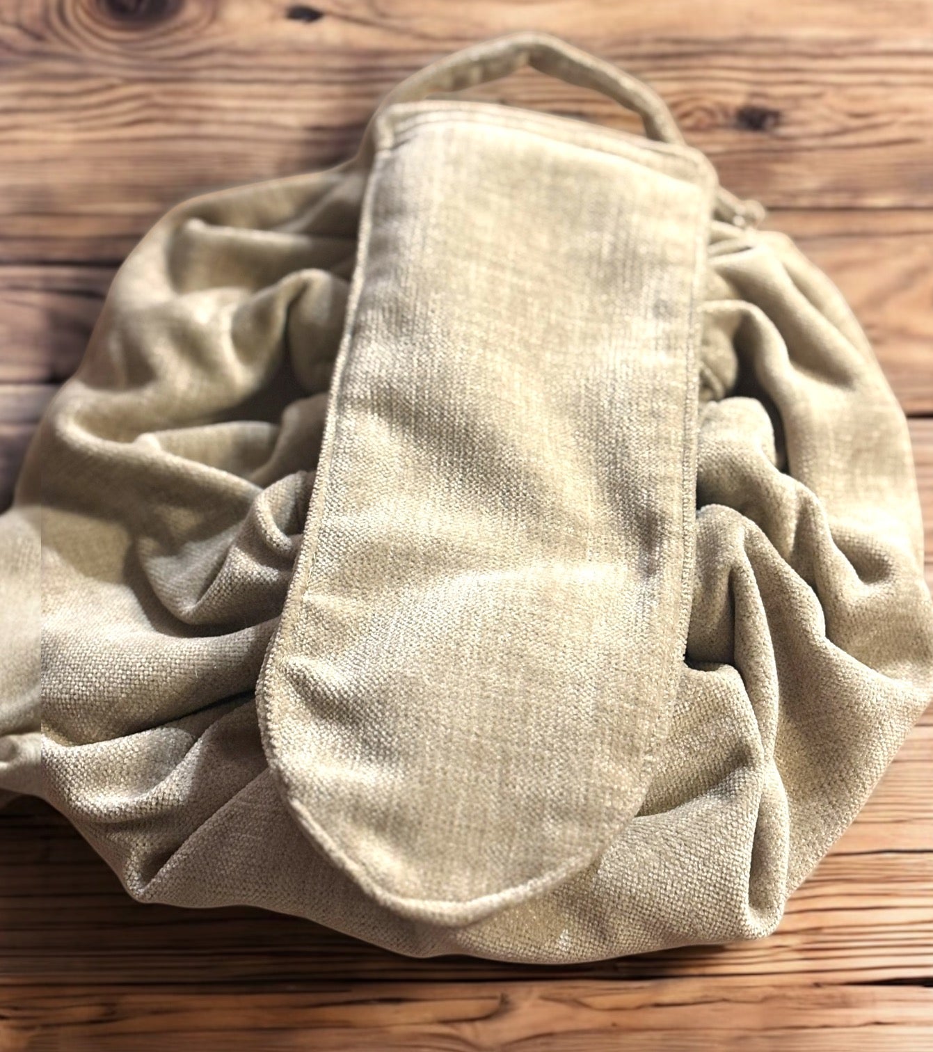 closed cinch pouch sewing pattern.