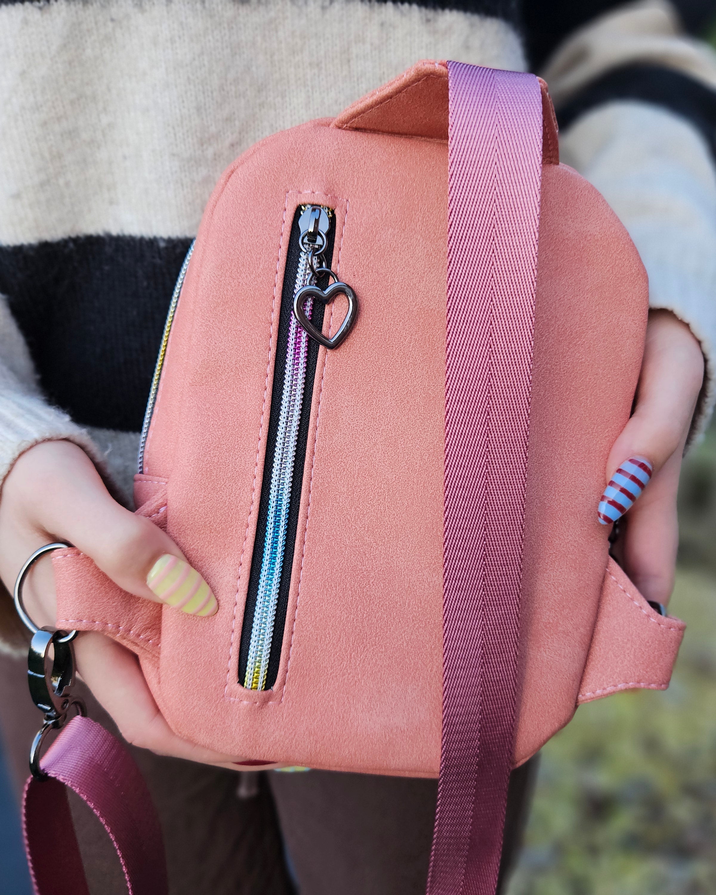 Callie Casual Carry Sling Bag Sewing Pattern