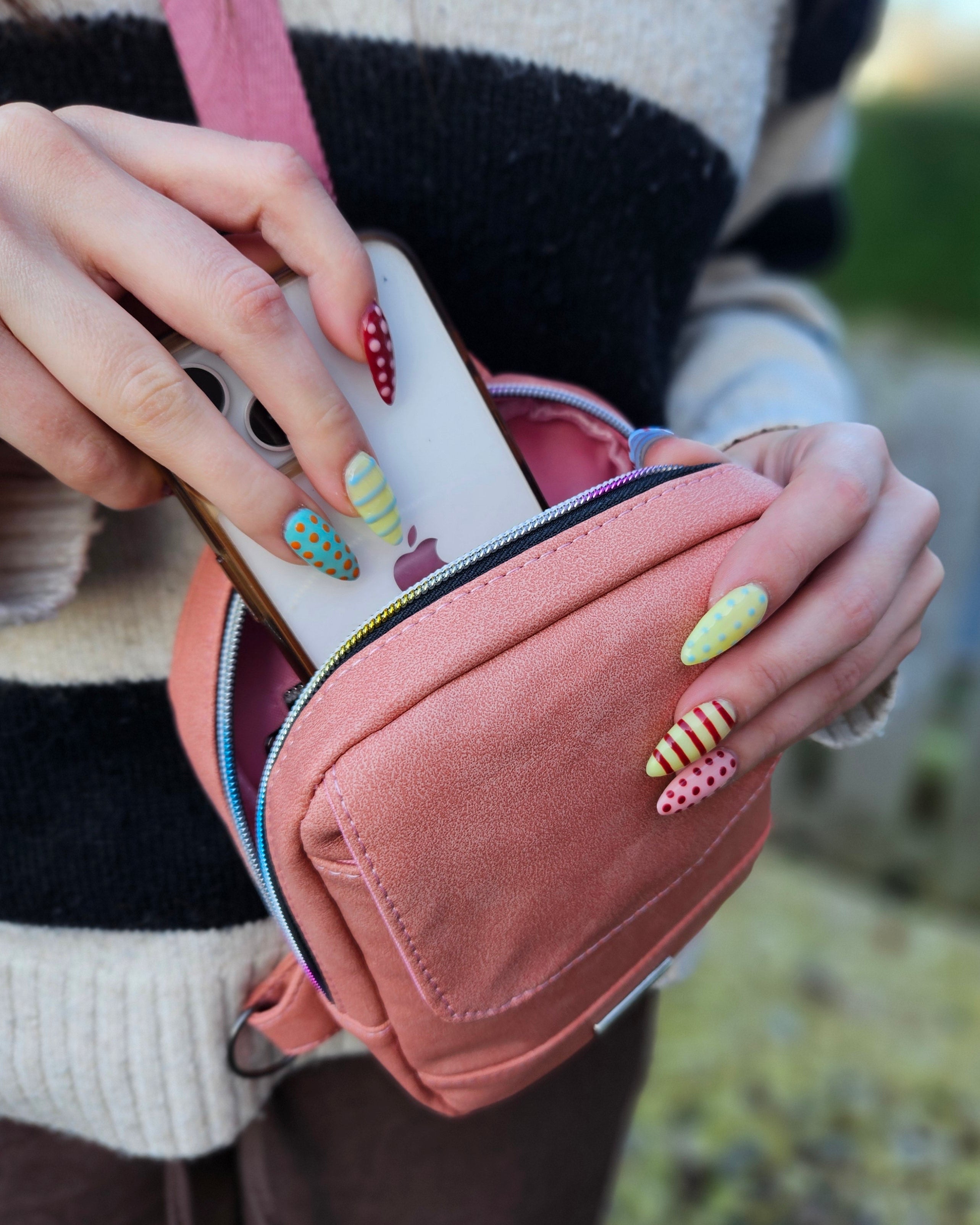 Callie Casual Carry Sling Bag Sewing Pattern