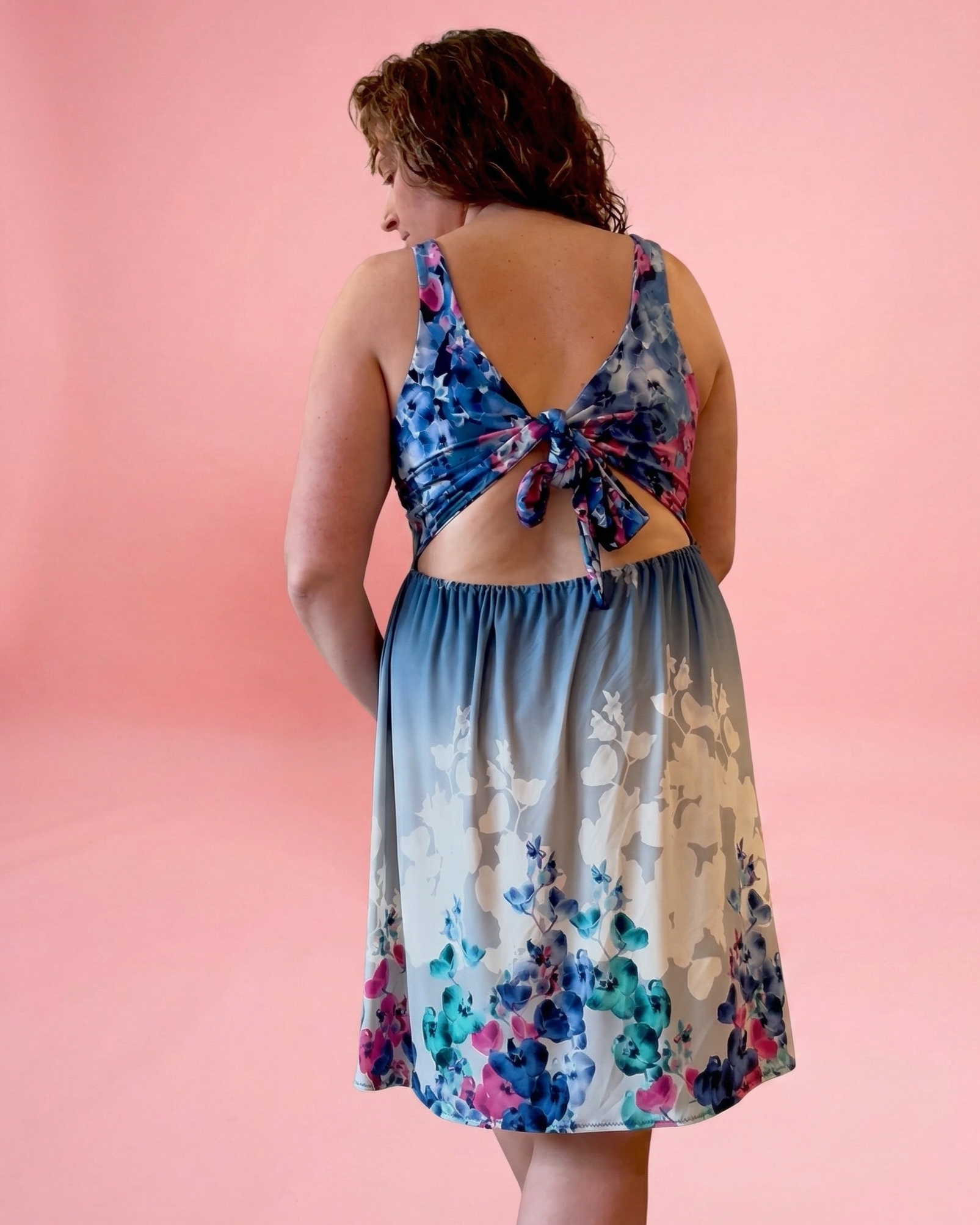 close up of tie back detail on square neck knit sewing pattern Suzie