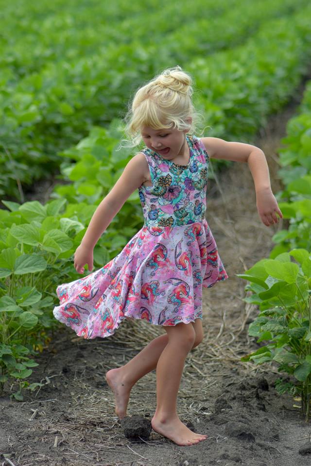 Girl's Be Confident Tunic Pattern - Ellie and Mac, Digital (PDF) Sewing Patterns | USA, Canada, UK, Australia