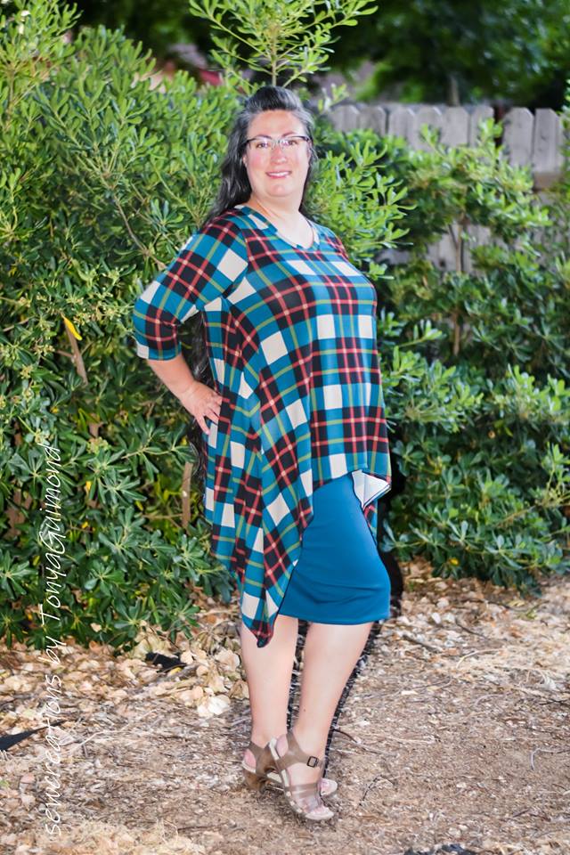 Women's Shark Bite Top Pattern - Ellie and Mac, Digital (PDF) Sewing Patterns | USA, Canada, UK, Australia