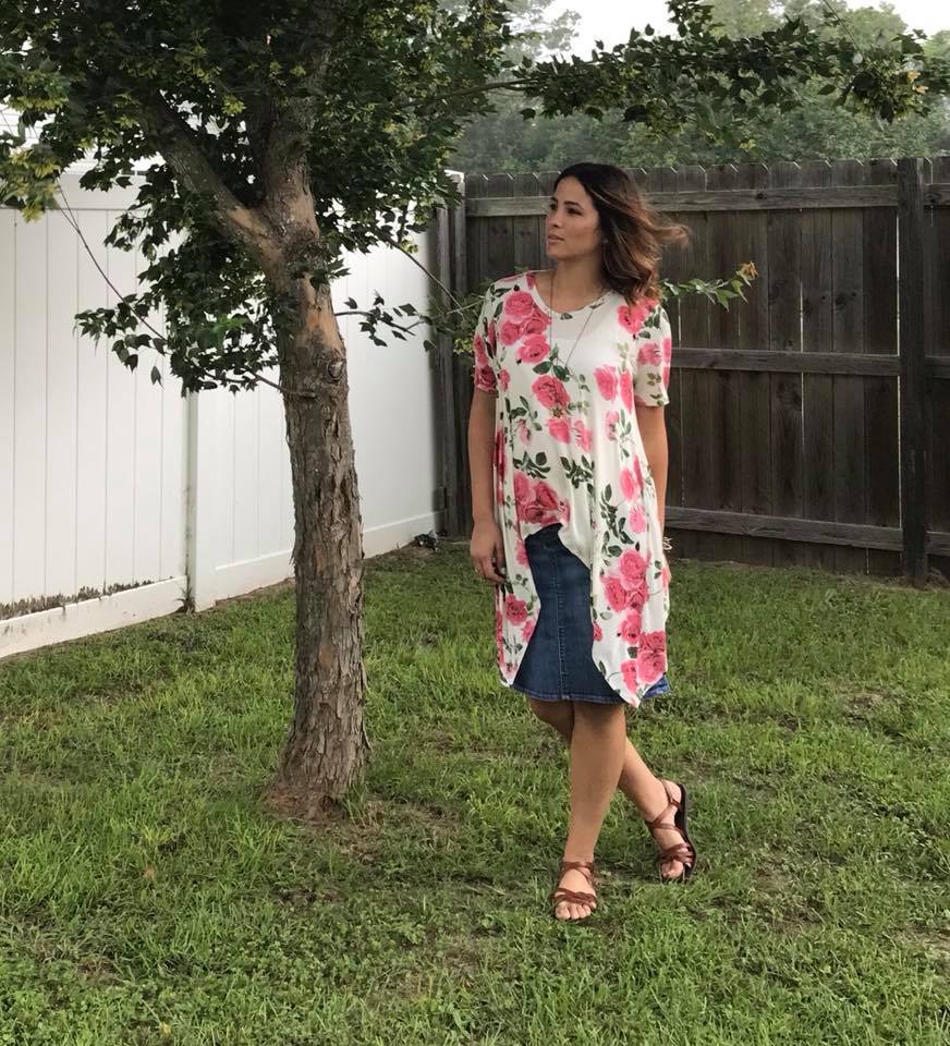 Women's Shark Bite Top Pattern - Ellie and Mac, Digital (PDF) Sewing Patterns | USA, Canada, UK, Australia
