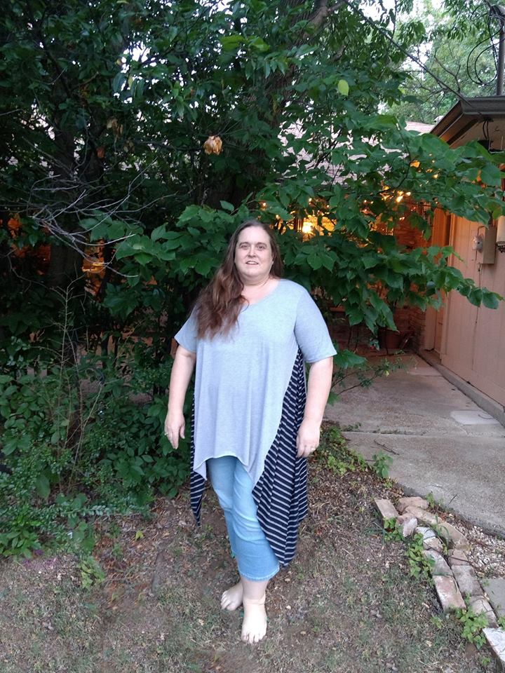 Women's Shark Bite Top Pattern - Ellie and Mac, Digital (PDF) Sewing Patterns | USA, Canada, UK, Australia