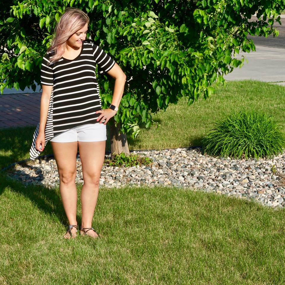Women's Shark Bite Top Pattern - Ellie and Mac, Digital (PDF) Sewing Patterns | USA, Canada, UK, Australia