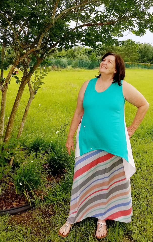 Women's Shark Bite Top Pattern - Ellie and Mac, Digital (PDF) Sewing Patterns | USA, Canada, UK, Australia