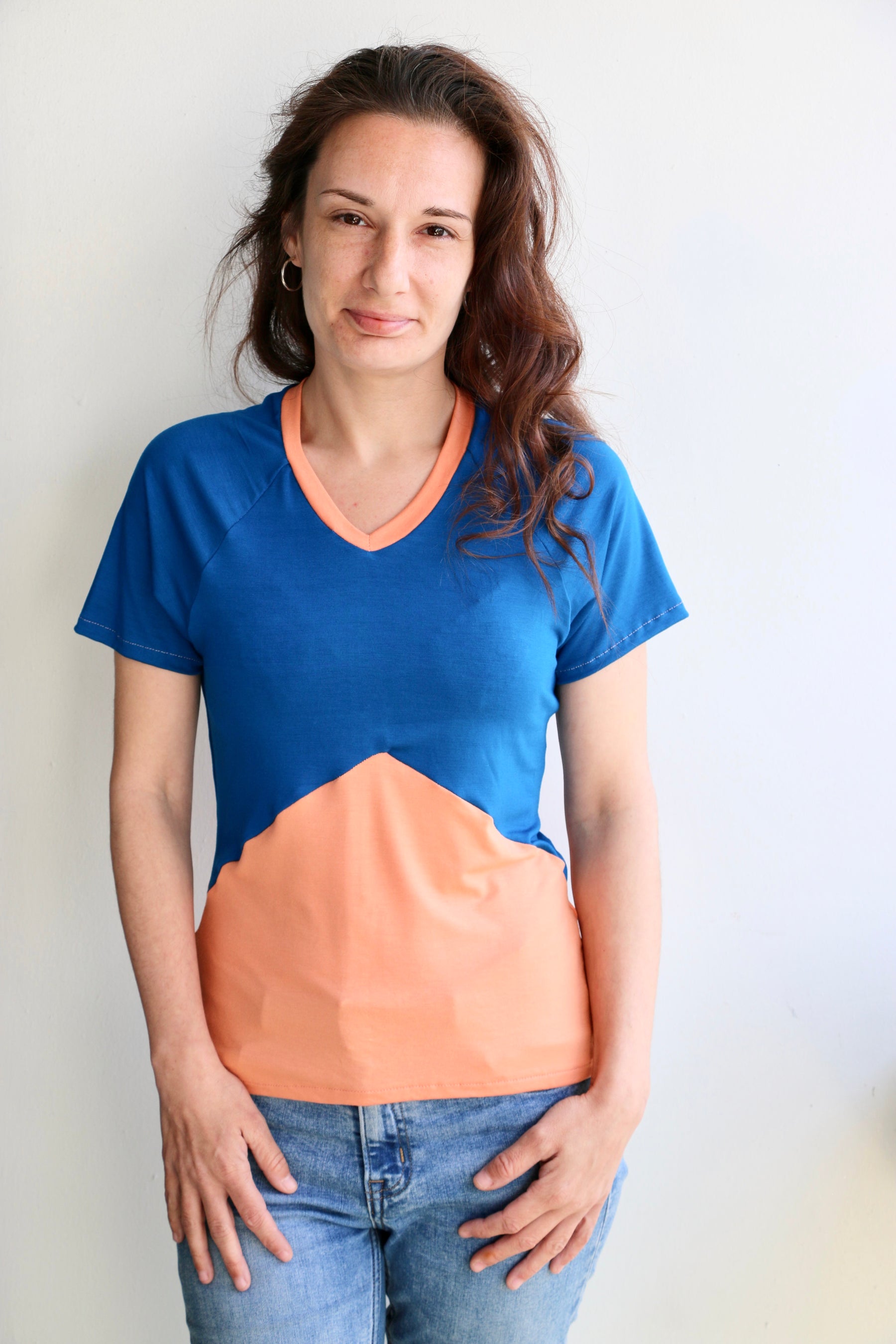 Geometric Color-Block Raglan Pattern (Curvy Fit)