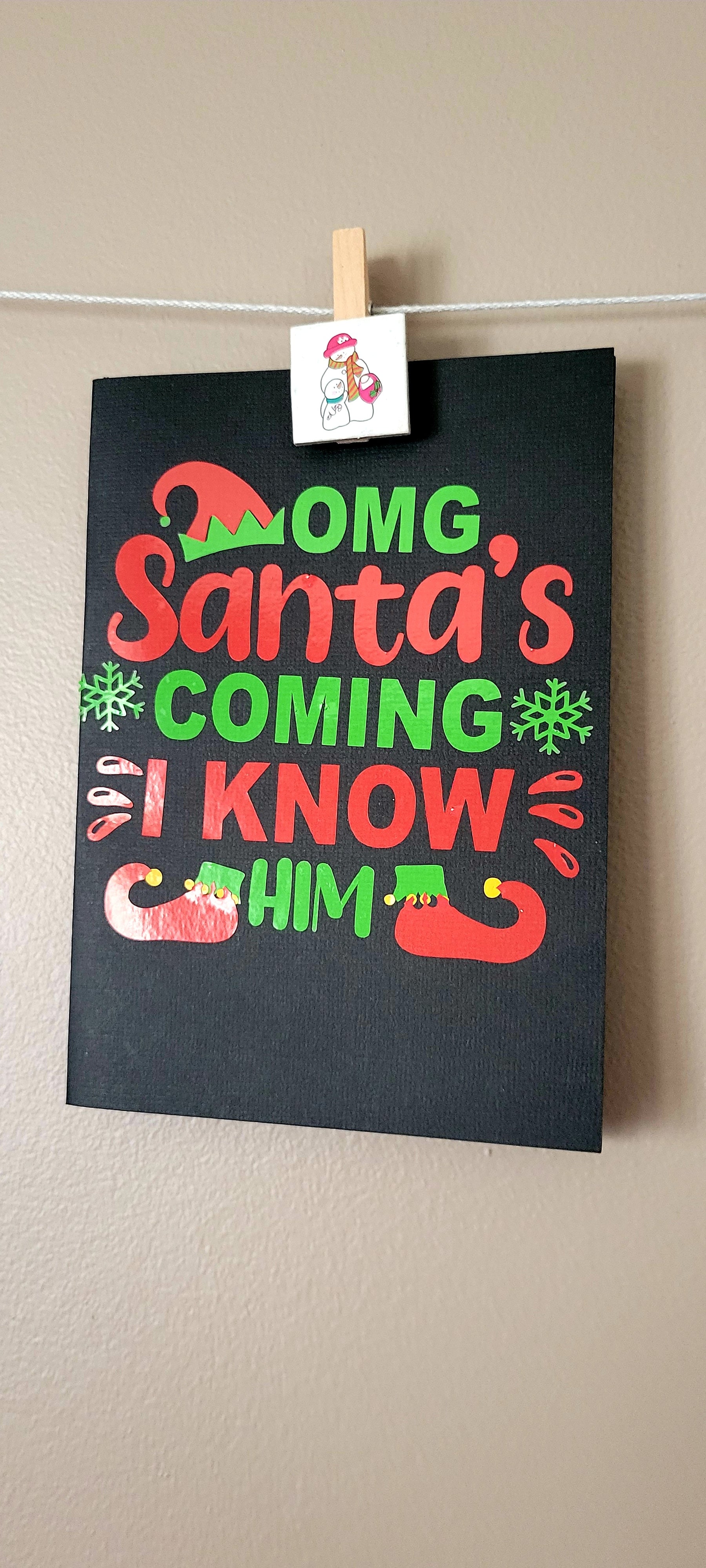 OMG! Santa's Coming! I Know Him! Cut File