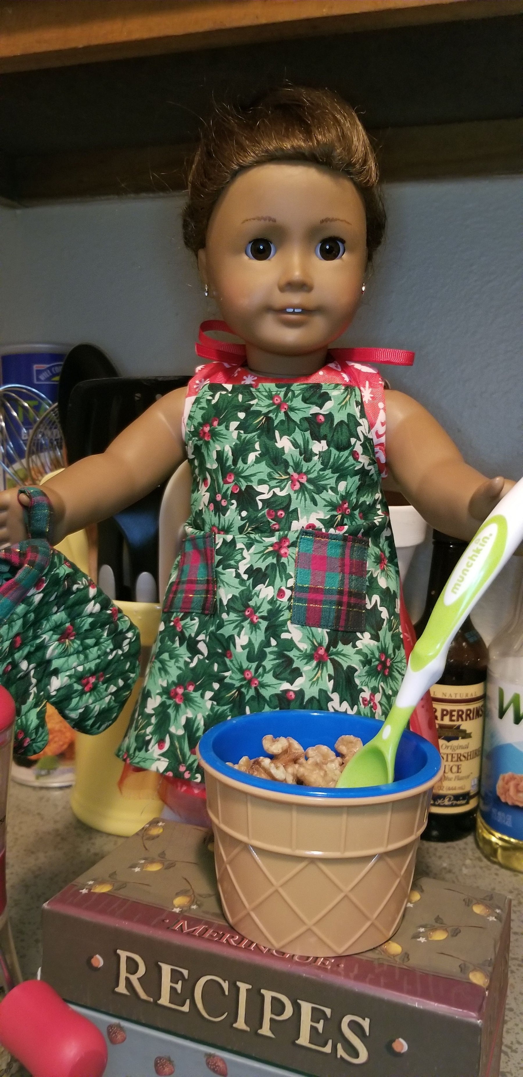 Baking Fun Pattern: Apron & Oven Mitt