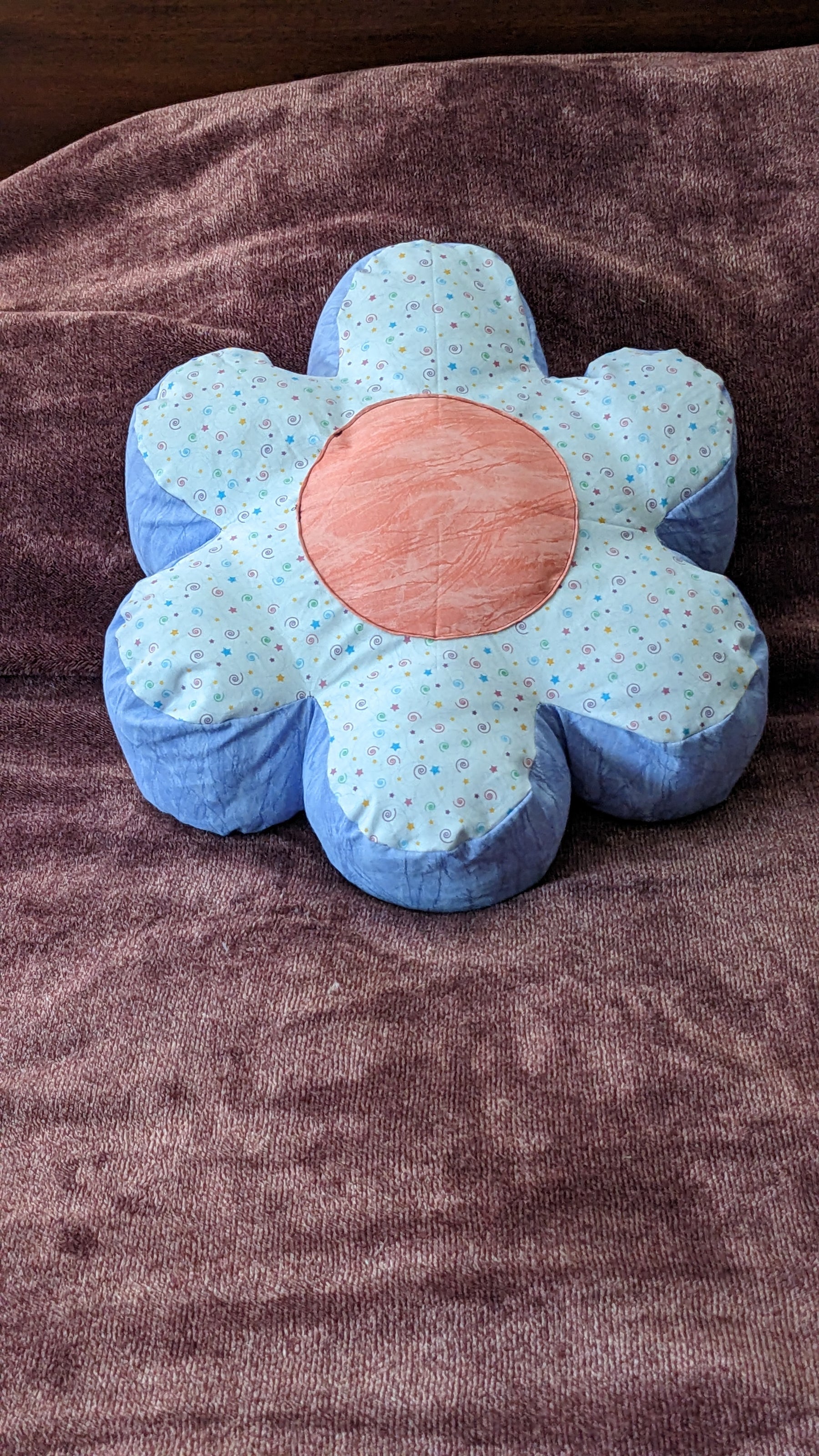 Makayah Flower Pillow Sewing Pattern