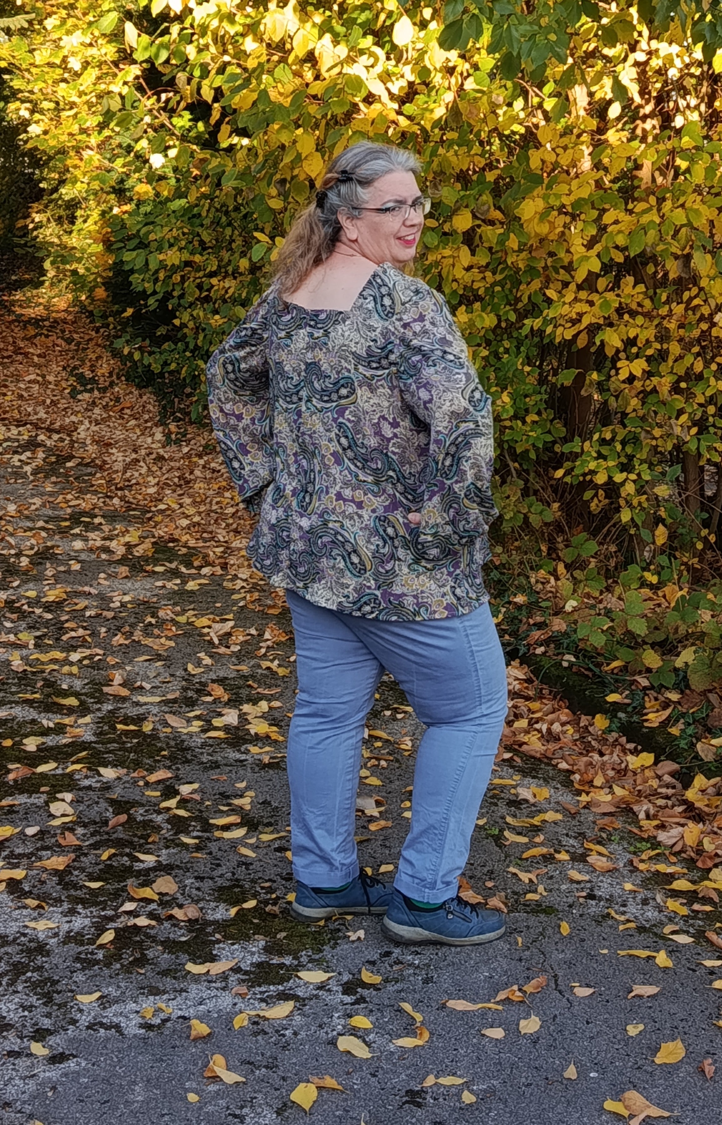 Casual or refined handmade blouse sewing pattern