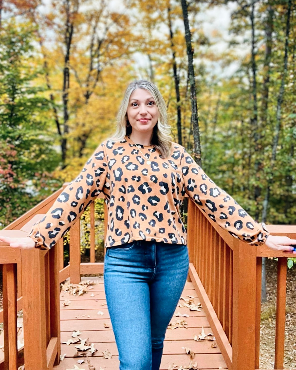 Sarah - Elegance Sweater