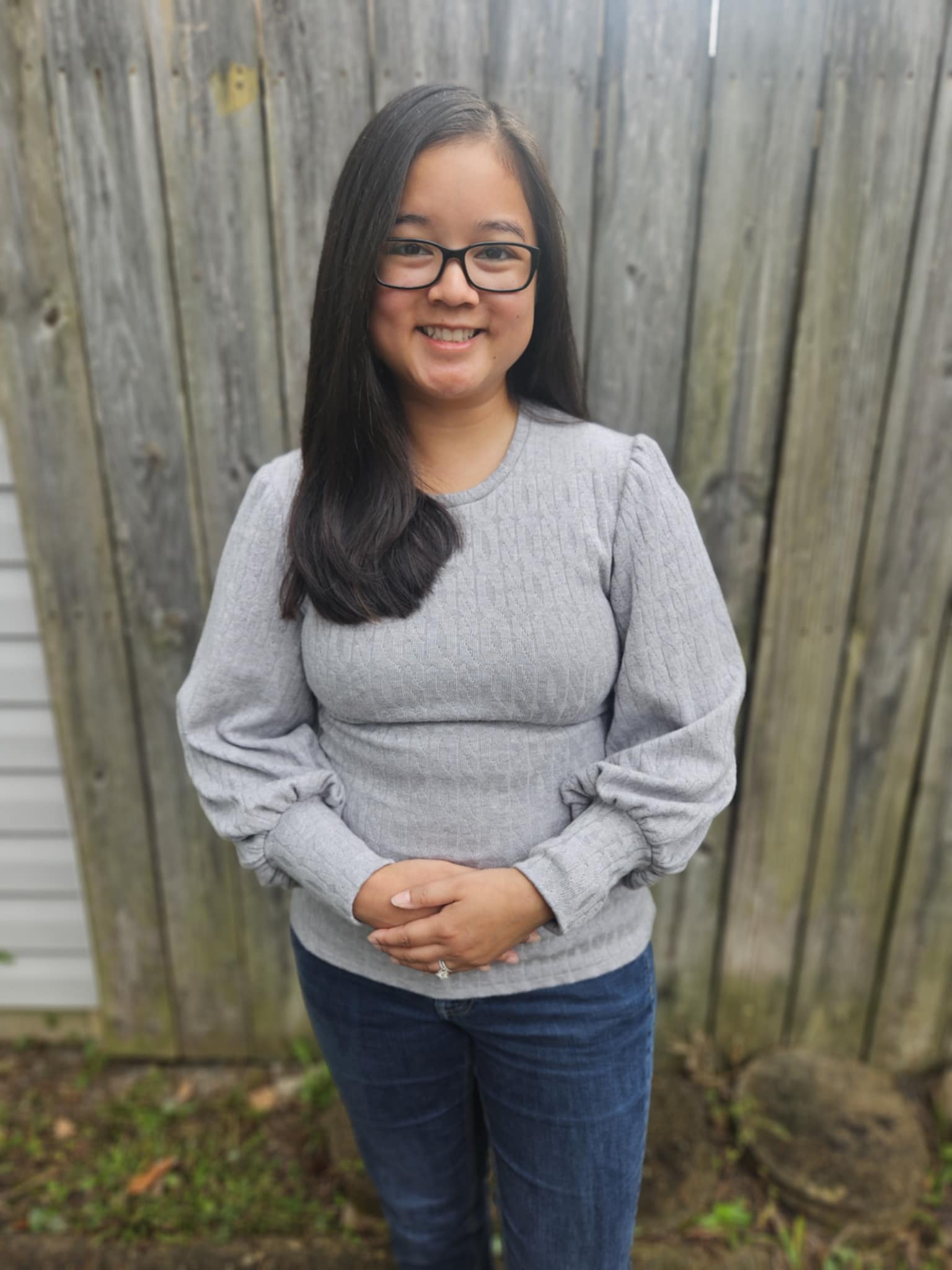 Bishop sleeve sewing pattern by Ellie and Mac Sewing Patterns in sweater knit fabric. Easy PDF sewing patterns. Video Tutorial and projector file included.