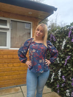 Hip-length woven blouse pattern for everyday wear