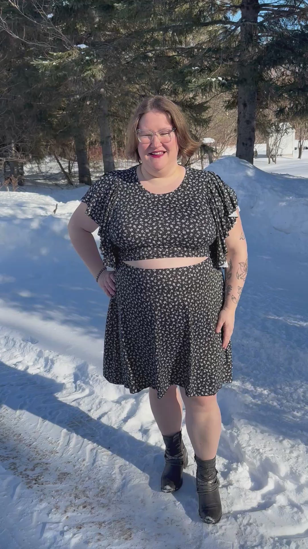 Cutout with flounce Sylvie sewing pattern