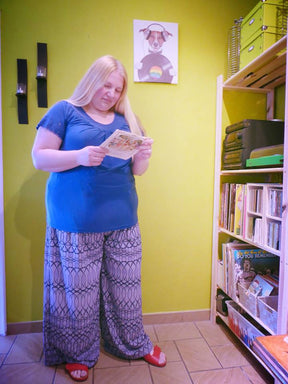 Women's Feel Pretty Pants Pattern - Ellie and Mac, Digital (PDF) Sewing Patterns | USA, Canada, UK, Australia