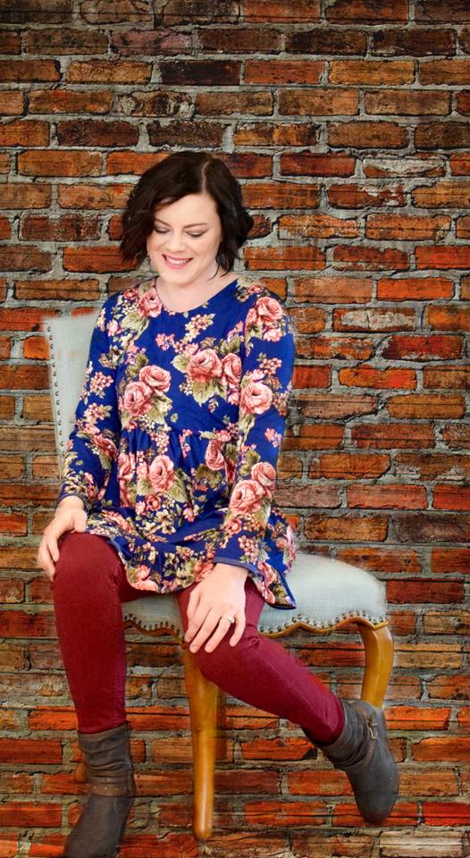 Women's Memphis Top Pattern - Ellie and Mac, Digital (PDF) Sewing Patterns | USA, Canada, UK, Australia