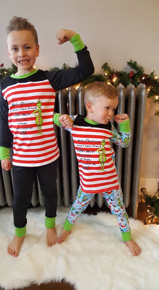 Boys size sales 14 christmas pajamas