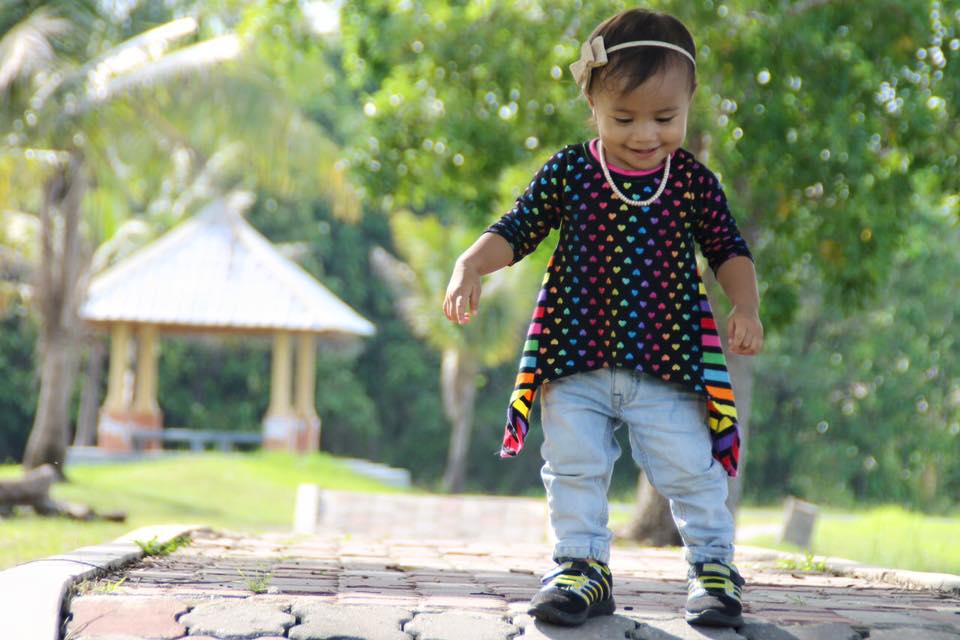 Girl's Shark Bite Top Pattern - Ellie and Mac, Digital (PDF) Sewing Patterns | USA, Canada, UK, Australia
