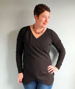Crossover top sewing pattern with optional center strap and flattering fit. Sewn using Ellie and Mac sewing patterns.