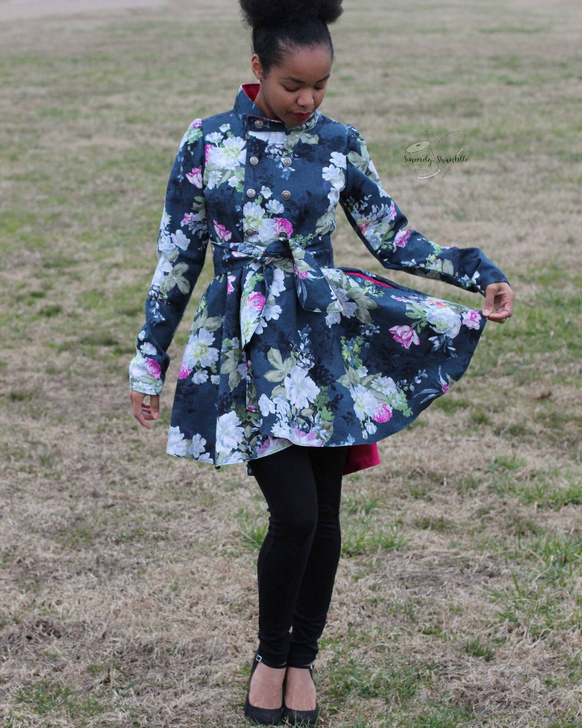 This beautiful coat pattern is perfect for fall and winter. It can be made casual to formal. Make matching adult and kid jackets with this fun pattern bundle. 