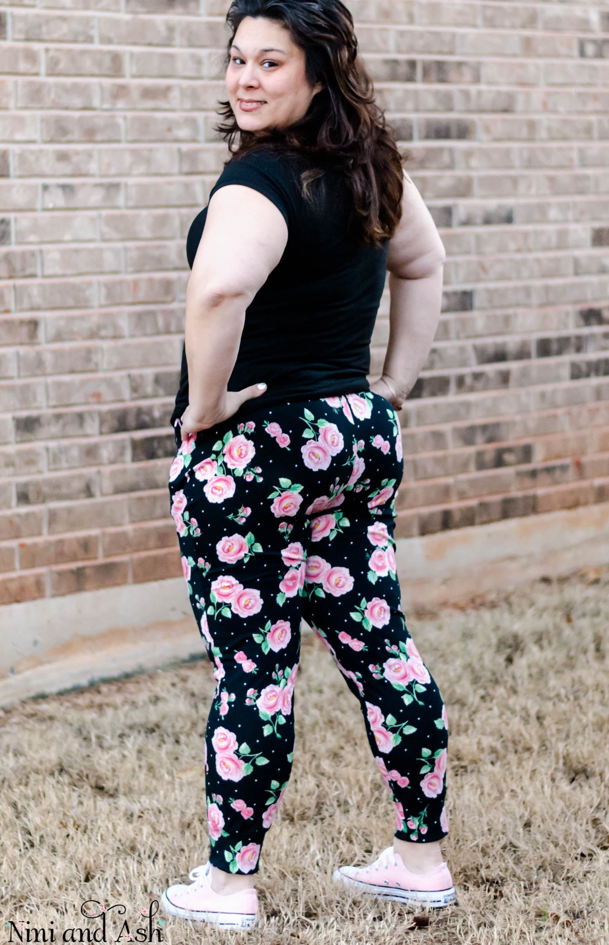 Good Vibes Jogger Pattern